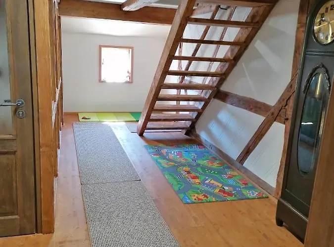 Pferdehof Am Burgsberg, Ferienzimmer, Monteurzimmer *